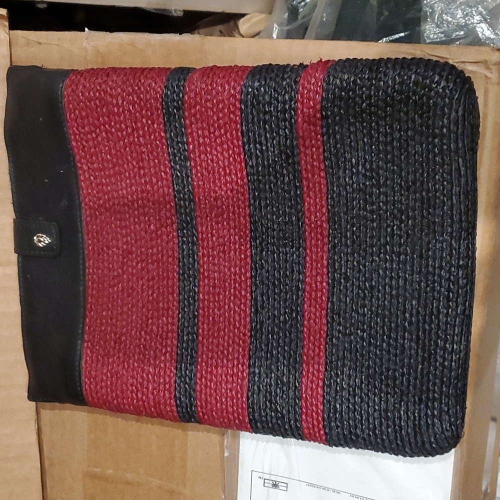 NWT Helen Kaminski tablet sleeve